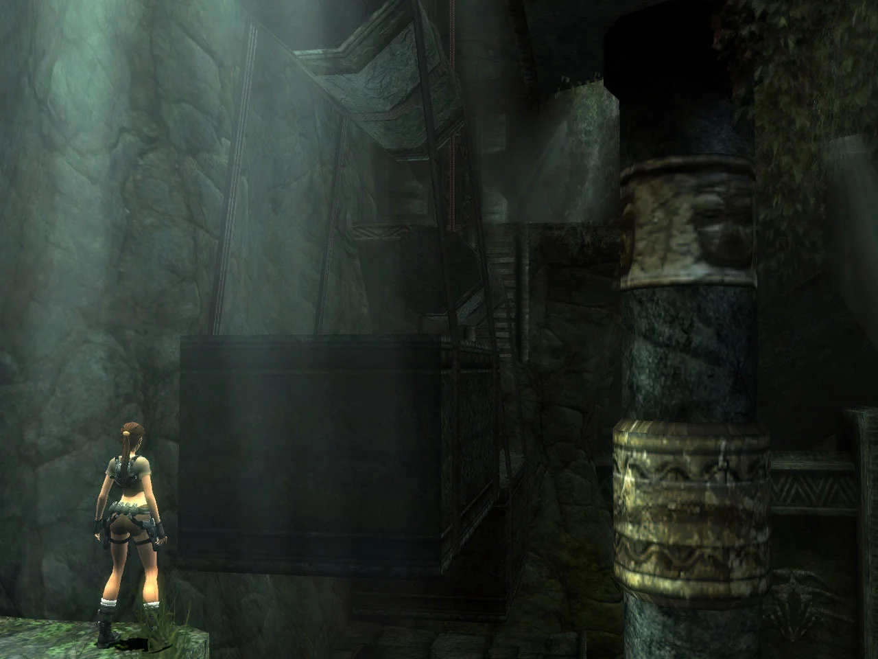 Tomb Raider: Legend gameplay screenshot 4