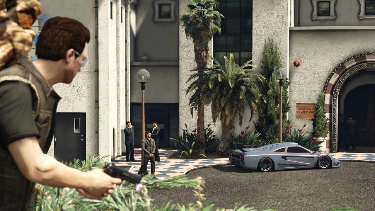 Grand Theft Auto V gameplay screenshot 1