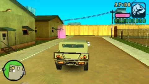 Grand Theft Auto: Vice City Stories gameplay screenshot 2