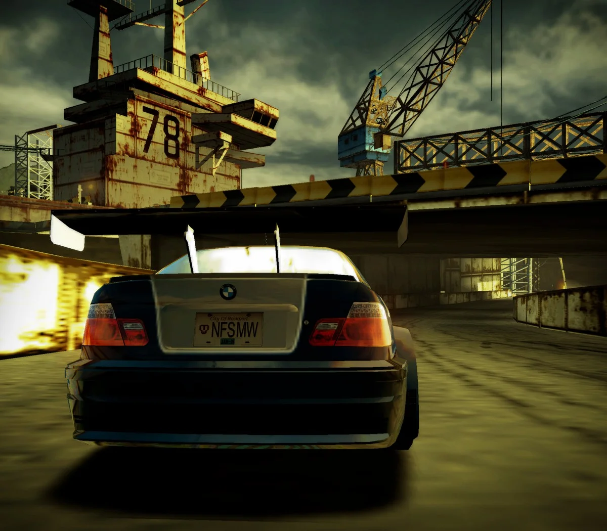 Need For Speed: Most Wanted gameplay screenshot 2